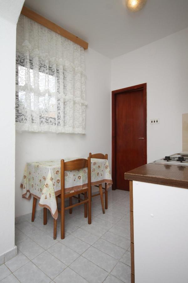 Apartment Metajna 4120C Kültér fotó